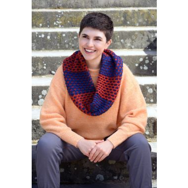 A Nuble Pattern - Katalina Infinity Cowl (PDF) - FREE WITH ORDERS OF 6 SKEINS OF NUBLE (ONE FREE PATTERN PER ORDER)